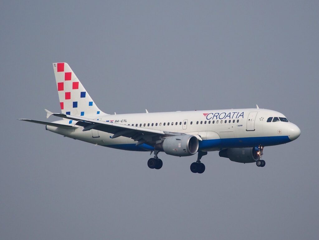 croatia airlines planes